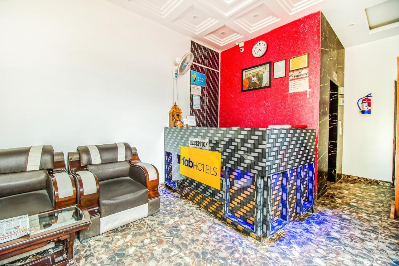 Fabhotel Airlift Új-Delhi Kültér fotó